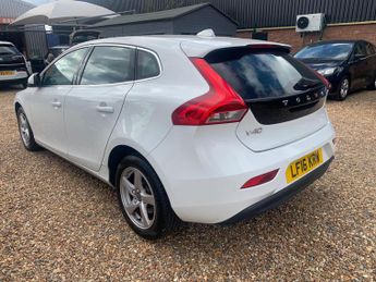 Volvo V40 T2 SE Lux Powershift