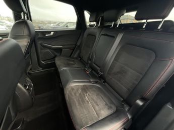Ford Kuga ST-LINE PHEV CVT