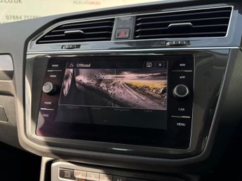 Volkswagen Tiguan 2.0 TDI SEL DSG 4Motion Euro 6 (s/s) 5dr