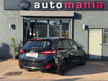 HYUNDAI I30 1.6 CRDi Blue Drive Premium Tourer 5dr Diesel Manual Euro 6 (s/s