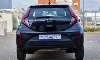 Toyota Aygo X 1.0 VVT-i Pure x-shift Euro 6 (s/s) 5dr