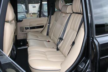 Land Rover Range Rover 4.4 TD V8 Vogue Auto 4WD Euro 5 5dr