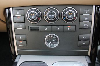 Land Rover Range Rover 4.4 TD V8 Vogue Auto 4WD Euro 5 5dr