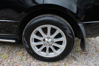 Land Rover Range Rover 4.4 TD V8 Vogue Auto 4WD Euro 5 5dr