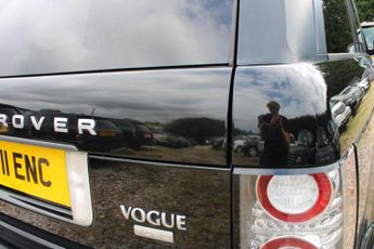 Land Rover Range Rover 4.4 TD V8 Vogue Auto 4WD Euro 5 5dr