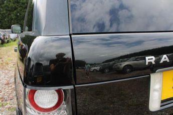 Land Rover Range Rover 4.4 TD V8 Vogue Auto 4WD Euro 5 5dr