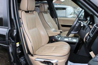Land Rover Range Rover 4.4 TD V8 Vogue Auto 4WD Euro 5 5dr