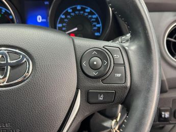 Toyota Auris 1.2 VVT-i Icon CVT Euro 6 (s/s) 5dr