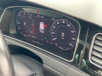 Volkswagen Golf 2.0 TDI R-Line DSG Euro 6 (s/s) 5dr