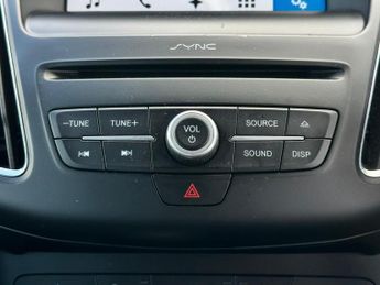 Ford Focus 1.0T EcoBoost ST-Line Auto Euro 6 (s/s) 5dr