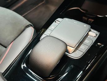 Mercedes-Benz CLA 1.3 CLA200 AMG Line Night Edition (Premium Plus) Shooting Brake 