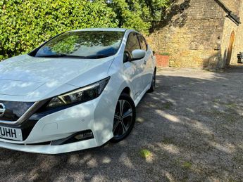 Nissan Leaf 40kWh N-Connecta Auto 5dr