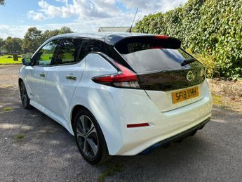 Nissan Leaf 40kWh N-Connecta Auto 5dr