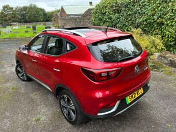 MG MG ZS 44.5kWh Exclusive Auto 5dr