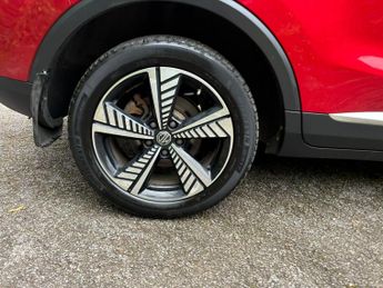 MG MG ZS 44.5kWh Exclusive Auto 5dr