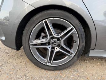 Mercedes-Benz A Class 1.3 A180 AMG Line (Executive) 7G-DCT Euro 6 (s/s) 5dr