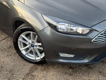 Ford Focus 1.0T EcoBoost Zetec Euro 6 (s/s) 5dr