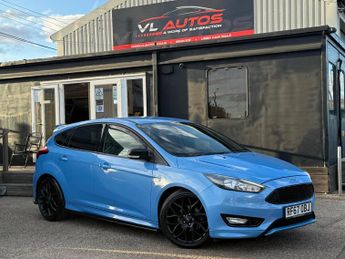 Ford Focus 1.0T EcoBoost ST-Line Euro 6 (s/s) 5dr