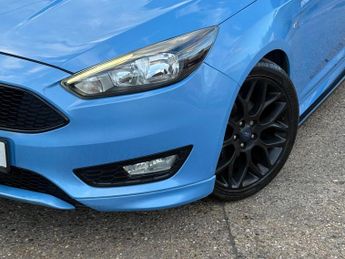 Ford Focus 1.0T EcoBoost ST-Line Euro 6 (s/s) 5dr