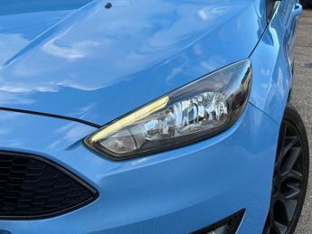Ford Focus 1.0T EcoBoost ST-Line Euro 6 (s/s) 5dr