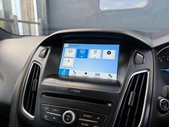 Ford Focus 1.0T EcoBoost ST-Line Euro 6 (s/s) 5dr