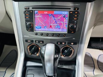 Vauxhall Antara 2.2 CDTi SE Auto 4WD Euro 5 5dr (SNav)