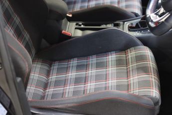Volkswagen Golf 2.0 TSI BlueMotion Tech GTI DSG Euro 6 (s/s) 5dr