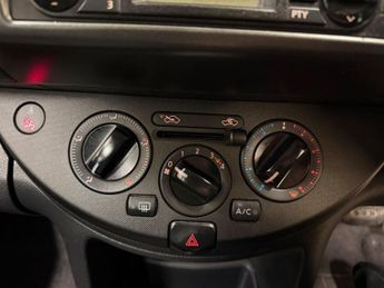 Nissan Note 1.6 16v SE 5dr