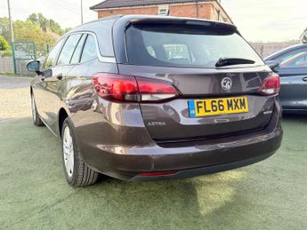 Vauxhall Astra 1.6 CDTi ecoFLEX Tech Line Sports Tourer Euro 6 (s/s) 5dr