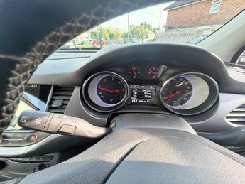 Vauxhall Astra 1.6 CDTi ecoFLEX Tech Line Sports Tourer Euro 6 (s/s) 5dr