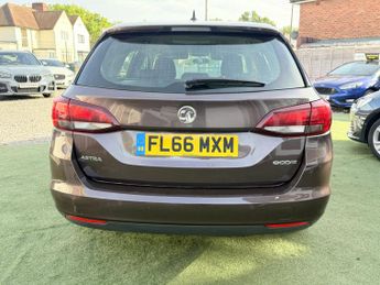 Vauxhall Astra 1.6 CDTi ecoFLEX Tech Line Sports Tourer Euro 6 (s/s) 5dr