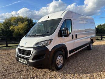 Peugeot Boxer 2.2 BlueHDi 435 Professional L4 H2 Euro 6 (s/s) 5dr