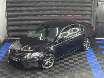 Skoda Octavia 2.0 TDI vRS DSG 4WD Euro 6 (s/s) 5dr
