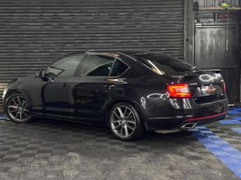 Skoda Octavia 2.0 TDI vRS DSG 4WD Euro 6 (s/s) 5dr
