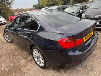 BMW 3 Series 2.0 320d Luxury Auto Euro 5 (s/s) 4dr