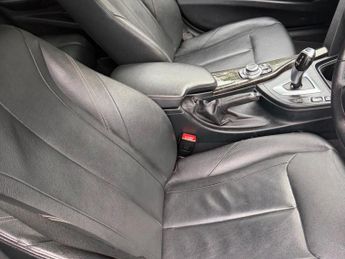 BMW 3 Series 2.0 320d Luxury Auto Euro 5 (s/s) 4dr