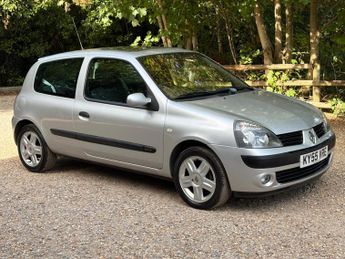 Renault Clio 1.2 16v Dynamique 3dr