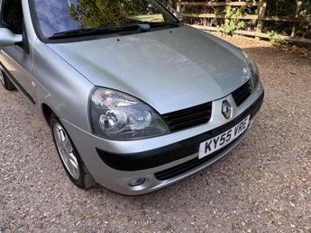 Renault Clio 1.2 16v Dynamique 3dr