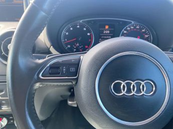 Audi A1 1.4 TFSI Sport S Tronic Euro 5 (s/s) 3dr