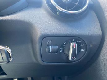 Audi A1 1.4 TFSI Sport S Tronic Euro 5 (s/s) 3dr