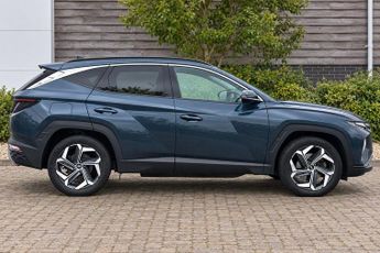 Hyundai Tucson 1.6 T-GDi 13.8kWh Premium SUV 5dr Petrol Plug-in Hybrid Auto 4WD