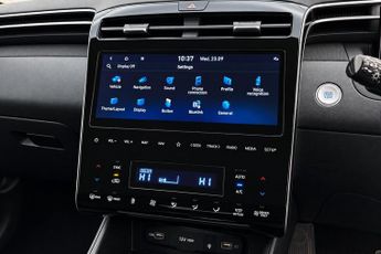 Hyundai Tucson 1.6 T-GDi 13.8kWh Premium SUV 5dr Petrol Plug-in Hybrid Auto 4WD