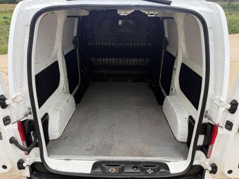 Nissan NV200 1.5 dCi Acenta SWB Euro 5 6dr