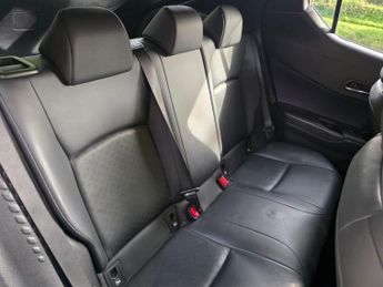 Toyota C-HR 1.8 VVT-h Dynamic CVT Euro 6 (s/s) 5dr