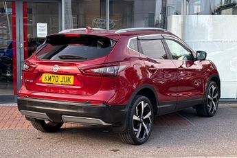 Nissan Qashqai 1.3 DIG-T (160ps) Tekna