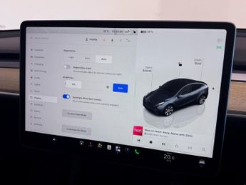 Tesla Model Y SUV 5dr Electric Auto RWD (346 ps)