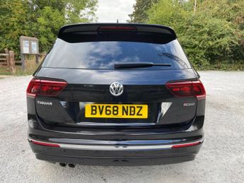 Volkswagen Tiguan 2.0 TDI R-Line DSG 4Motion Euro 6 (s/s) 5dr