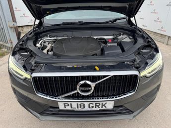 Volvo XC60 2.0 D4 Momentum Auto AWD Euro 6 (s/s) 5dr