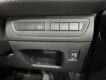 Peugeot 208 1.2 PureTech Active Euro 6 5dr
