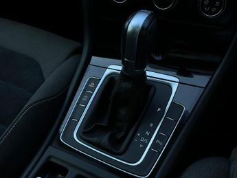 Volkswagen Golf 1.4 TSI BlueMotion Tech ACT GT Edition DSG Euro 6 (s/s) 5dr